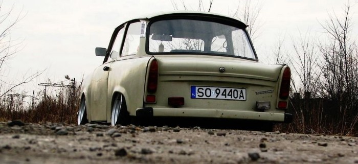 A Trabant nem vész el, csak átalakul 9 Földönfutó Trabant, avagy a Stanced körök is látnak fantáziát a hasmagasságot nullára csökkentett Trabantokban