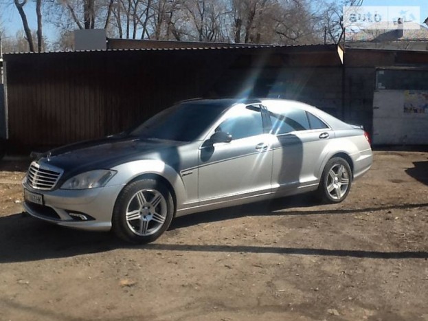 Így lesz Ukrajnában régi Mercedesből zsír új 12