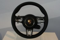 Mit tud egy Porsche négy hengerrel? 89