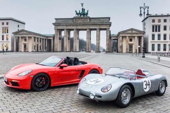Mit tud egy Porsche négy hengerrel? 4 1958-tól aratott a versenypályákon a névadó 718. A 718 Boxster az előd tiszteletére viseli ezt a nevet