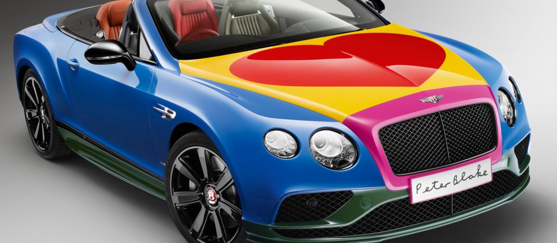 Szívecskés luxusautó jótékony célra