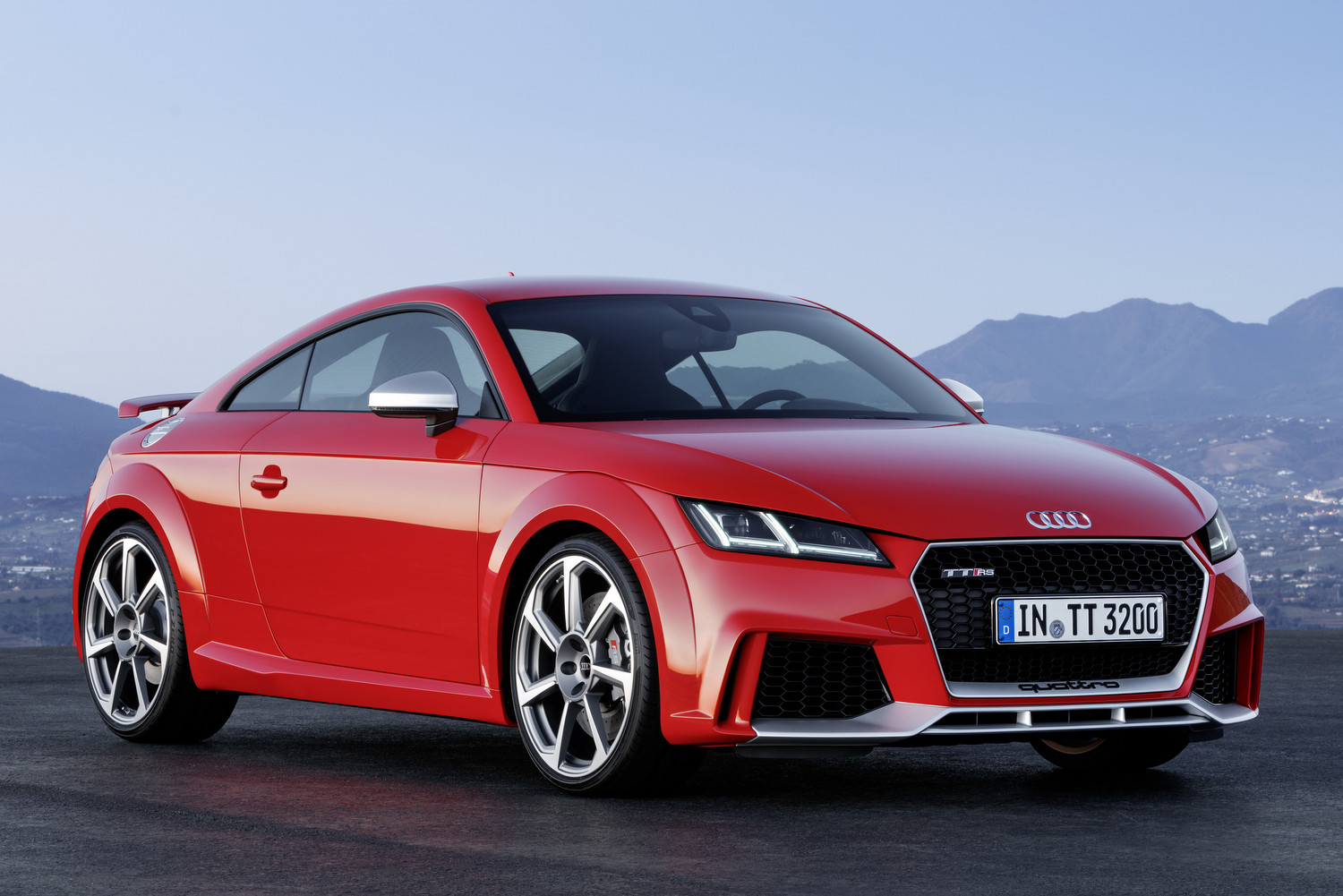 400 lóerős a vadonatúj Audi TT RS 42