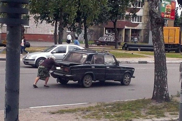 another_batch_of_photos_with_road_funnies_640_07