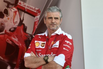 F1: Megbukik a Ferrari-főnök?