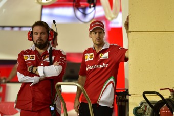 F1: Vettel kemény küzdelemre készül a Mercedesszel