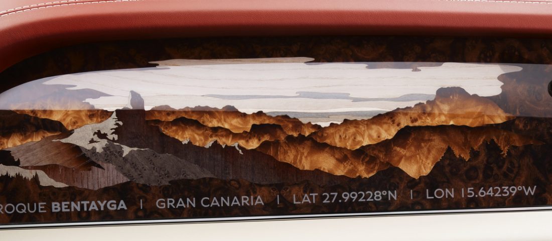 Durva dolgokat művel a fával a Bentley