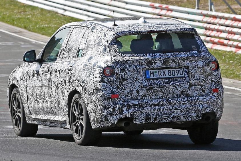 Végre jöhet a BMW X3 M? 6