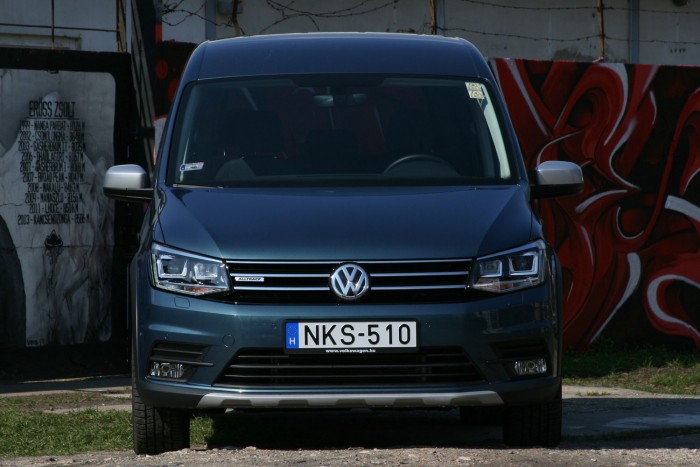 7,6 l/100 km fogyasztást mértünk, nagyrészt autópályán