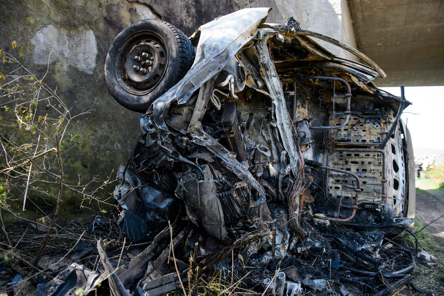 Halálra égett egy autós a 21-esen – fotók 4