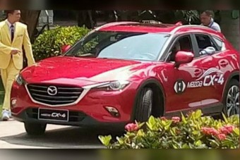 Bekeményít a Mazda, nekimegy a Mercedesnek