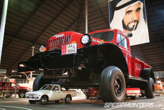 A “Szivárványsejk” és a világ legbizarrabb autógyűjteménye 2 emirates_auto_museum-14