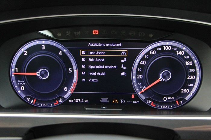 Asszisztensekből sincs hiány