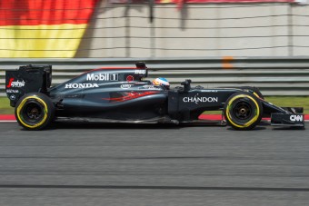 F1: A Honda is belehúz végre