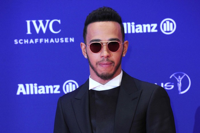 Lewis Hamilton megint hoppon maradt