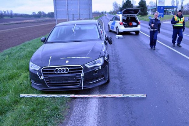 Elütött egy bringást az audis, aztán elhajtott