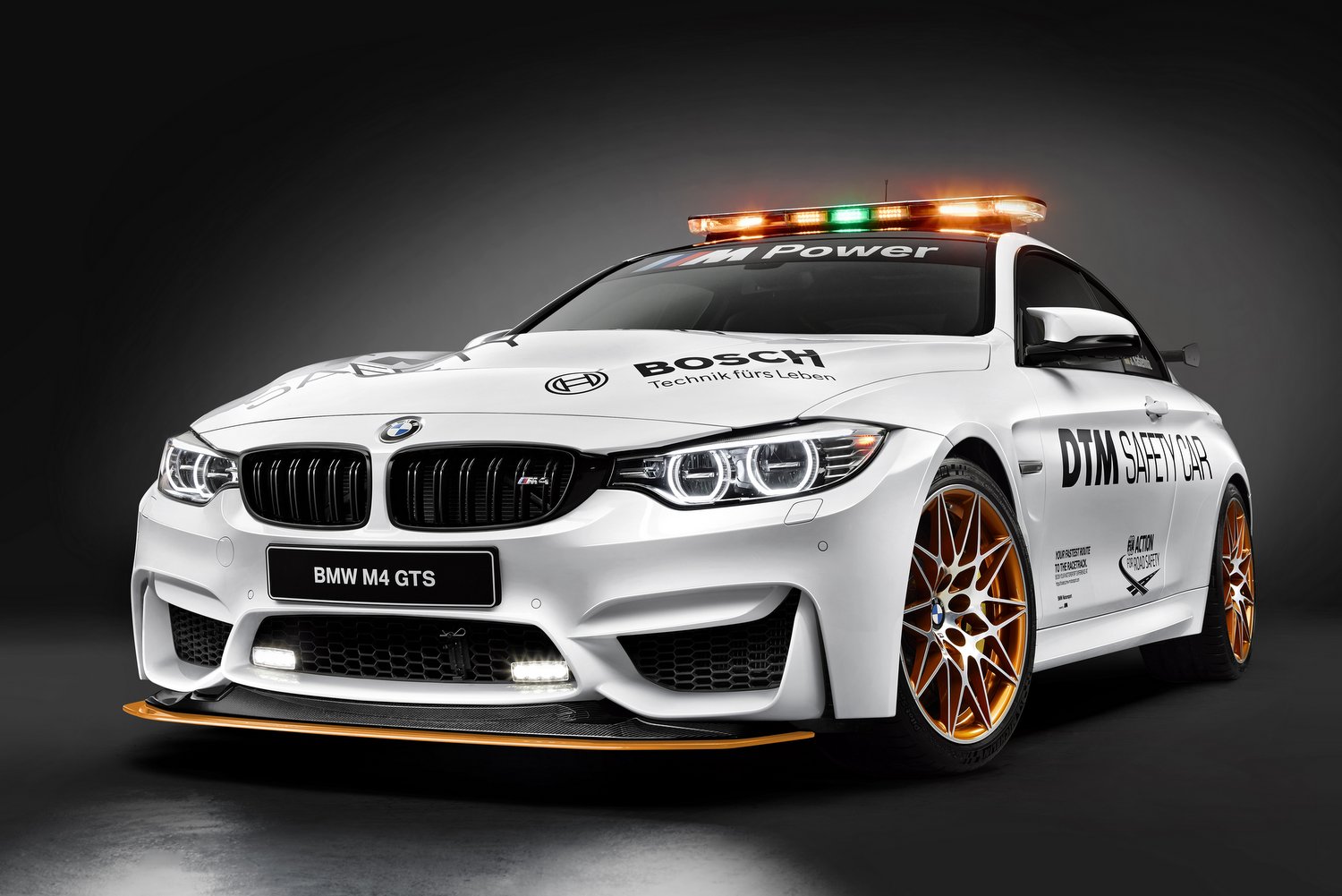 A legsportosabb BMW vigyáz a DTM biztonságára 10