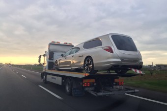 Ez a Porsche halálosan komoly, szó szerint