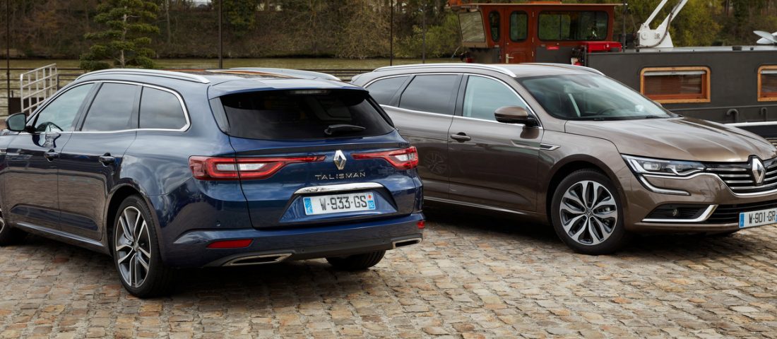 Újabb fotókon a Renault óriáskombija