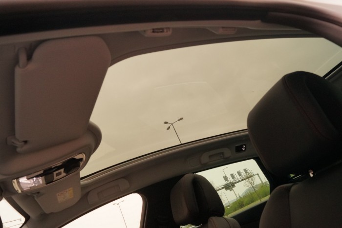 Hihetetlenül hangulatos az üvegtető