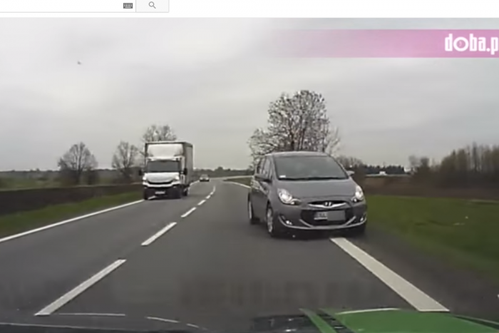 Életveszélyes előzés bizonyítja: az őrület márkafüggetlen