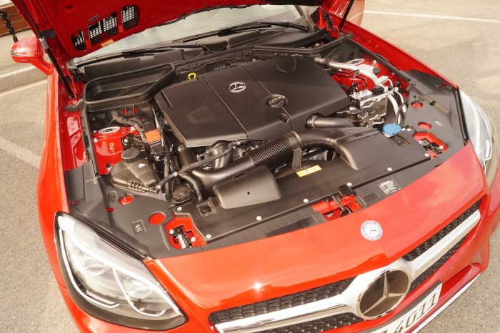 2,2 literes dízel az SLC250d-ben: 16 mázsa ezzel a motorral az autó