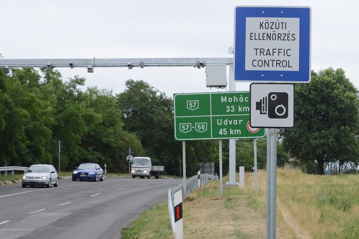 Meglepő adatokat közölt a fix traffipaxokról a rendőrség