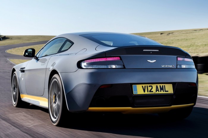Aston Martin hétfokozatú kézi váltóval 45 V12 VantageS_Manual_060416_2