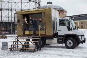 Lacikonyha nyílt egy Unimog fedélzetén