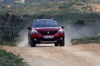 Peugeot 2008: terepjárósabb, mégsem fogyaszt többet 4