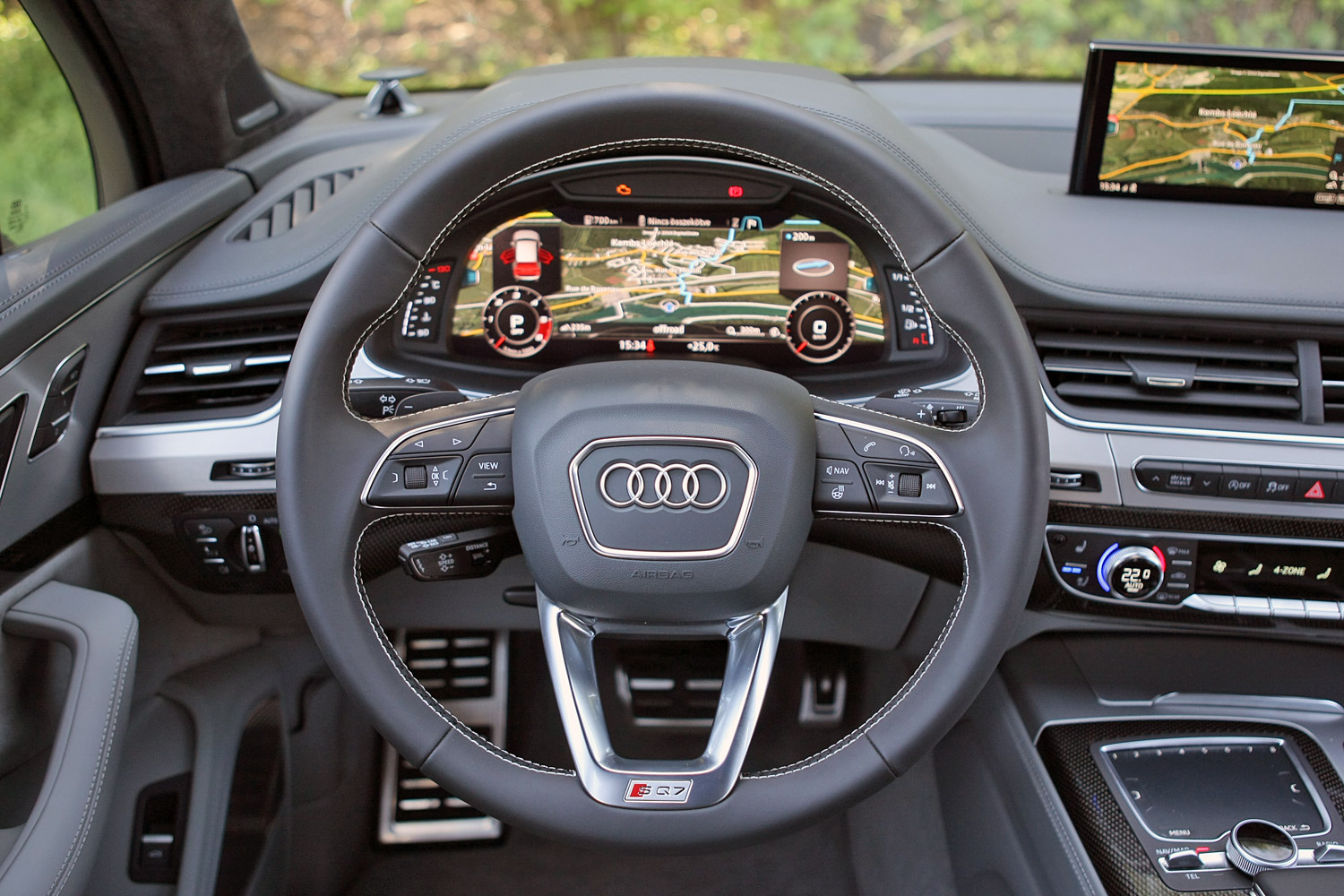 Audi SQ7: A TEK tutira imádná 24
