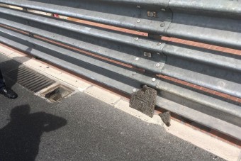 F1: Csatornafedél vetett véget a szabadedzésnek