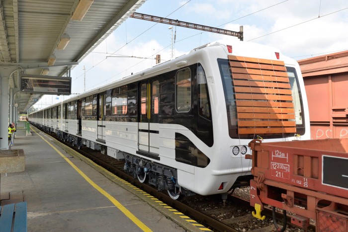 Újabb cirkusz a metrópótló buszok ügyében
