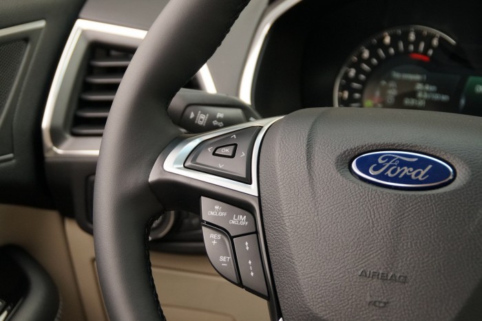 Ford Edge: a barátságos behemót 14 | Vezess Követőradar, sávelhagyás-korrekció, minden van