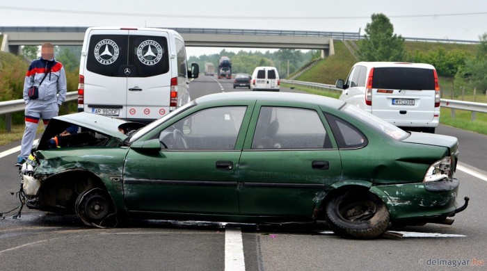 Lezárták az M5-öst baleset miatt