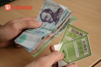 Nyolc éve nem matrica a matrica, nyolc éve fizet a tulaj, ha gyorshajtottak a kocsijával