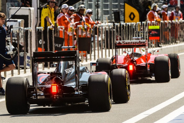 McLaren: A Ferrari nem lesz veszélyes ránk