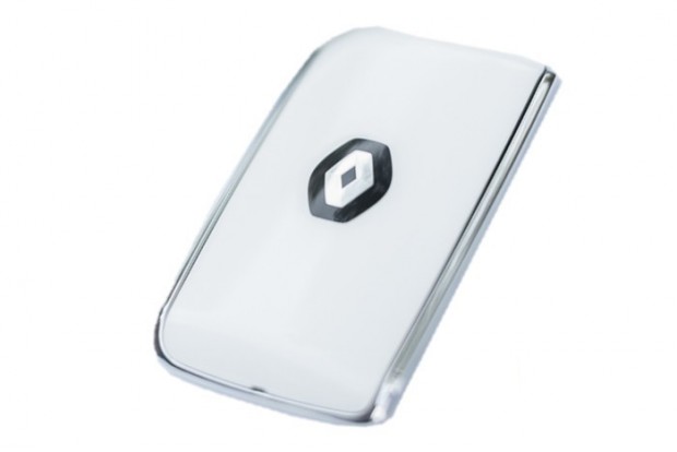 Fotón szép, élőben gagyi a drága Mégane-ok kulcsnélküli kulcsa