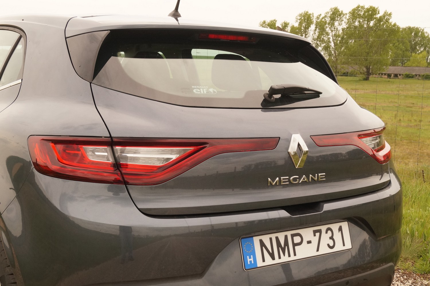 A kevesebb néha több: éljen a fapados Renault Mégane! 22