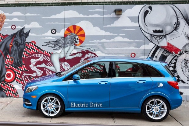 Mercedes-Benz-B-Class_Electric_Drive-2015-1600-0a