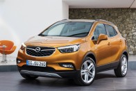 Már kapható a megújult Opel SUV 9