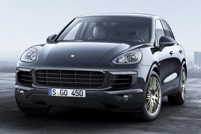 Még fényűzőbb a Porsche Cayenne
