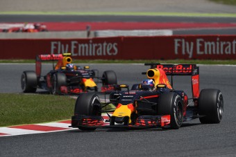 F1: Ki kapja az új motort a Red Bullnál?