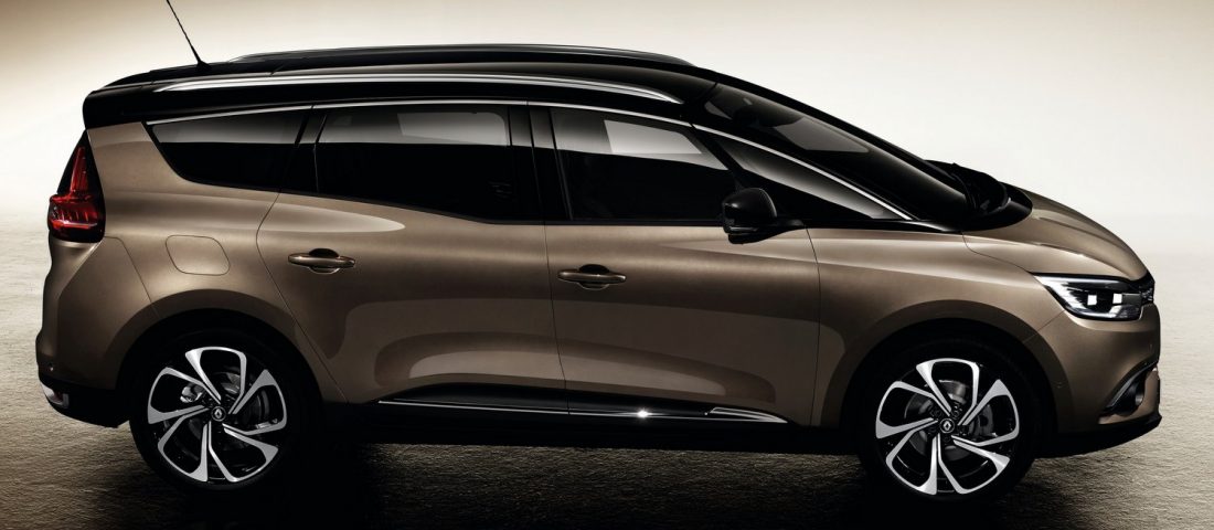 Ilyen autó dukál a CSOK mellé