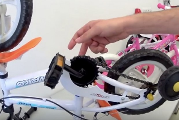 Öt gyerekbicikliből négy veszélyes