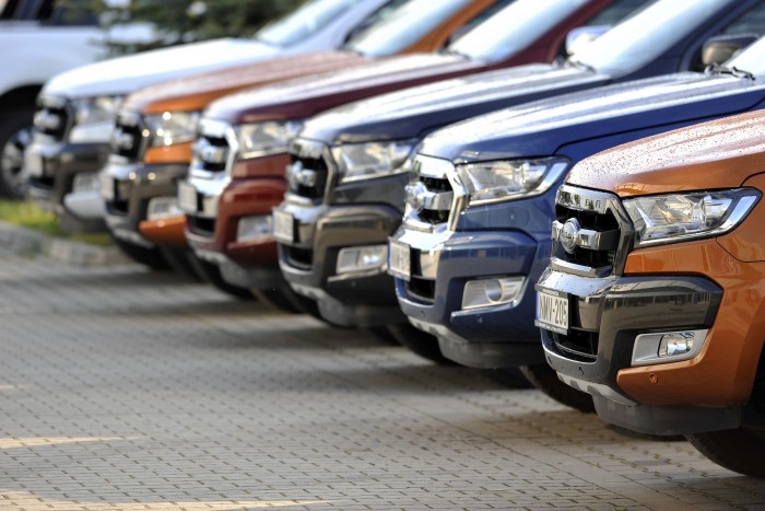 Hazai dagonyában mutatta meg, mit tud az új Ford Ranger 1 | Vezess Még morcosabb ábrázatot kapott a 2016-os Ford Ranger