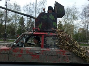 Sosem látott tákolmány csapta az orosz utakon