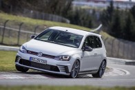 A VW Golf, ami gyorsabb a BMW M4-nél 10