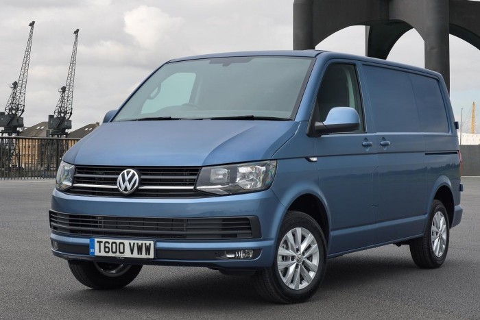 Magyar autó nyert Angliában 17 | Vezess A legjobb kisáruszállító: Volkswagen Transporter T6