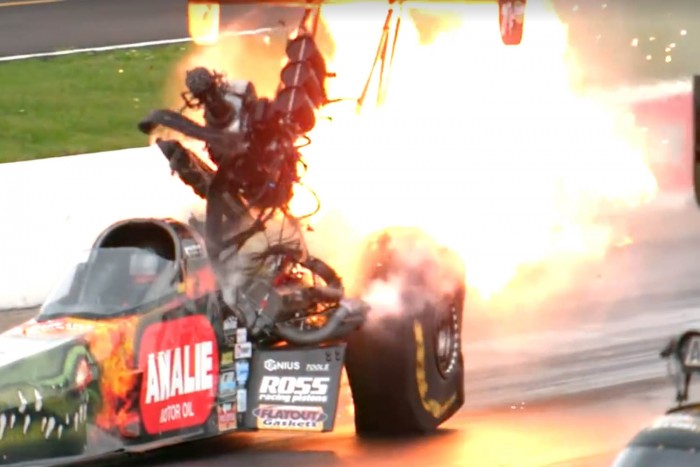 Szent Kleofás, így durran szét 10 000 lóerő