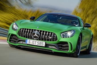 Mercedes AMG GT R: versenyautó civileknek